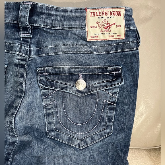 NWT - True Religion Women’s Jennie Curvy Mid Rise Capri Jeans - Size 31 - Picture 9 of 11